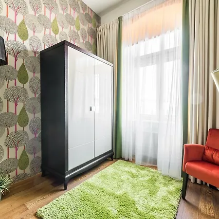 Апартаменты Old Town V.i.p. *